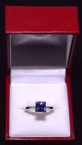 Solitaire ring with tanzanite